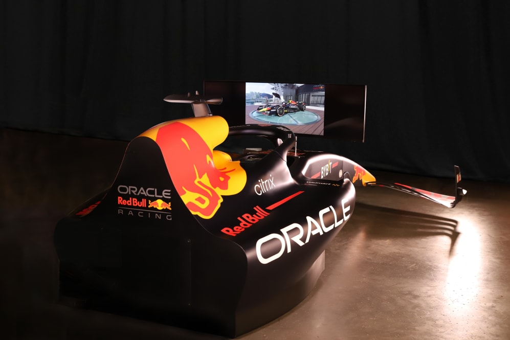 F1 sim racing online seat